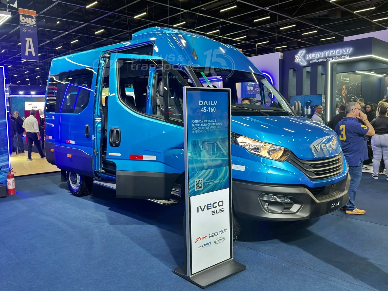 IVECO BUS amplia Daily Minibus na Lat.Bus 2026 com versão 17+1 e câmbio automático Hi-Matic