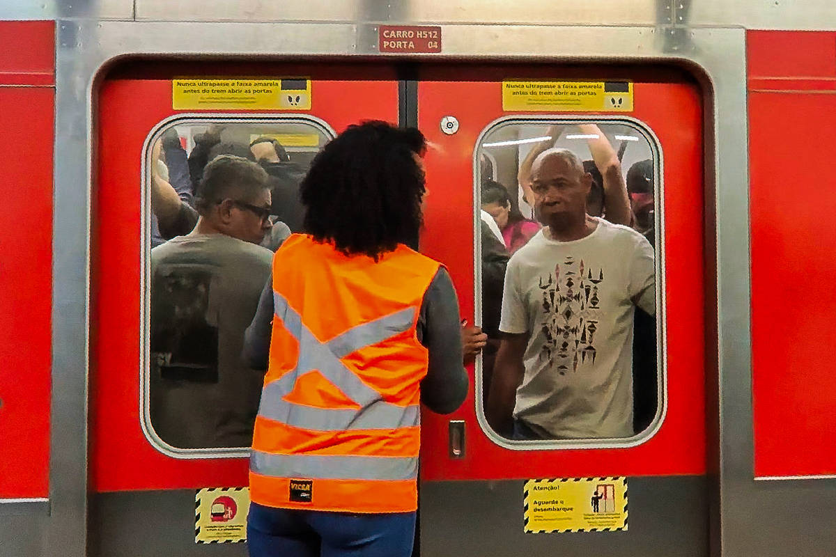 CPTM testa pagamento de passagens via Pix em dez estações de SP