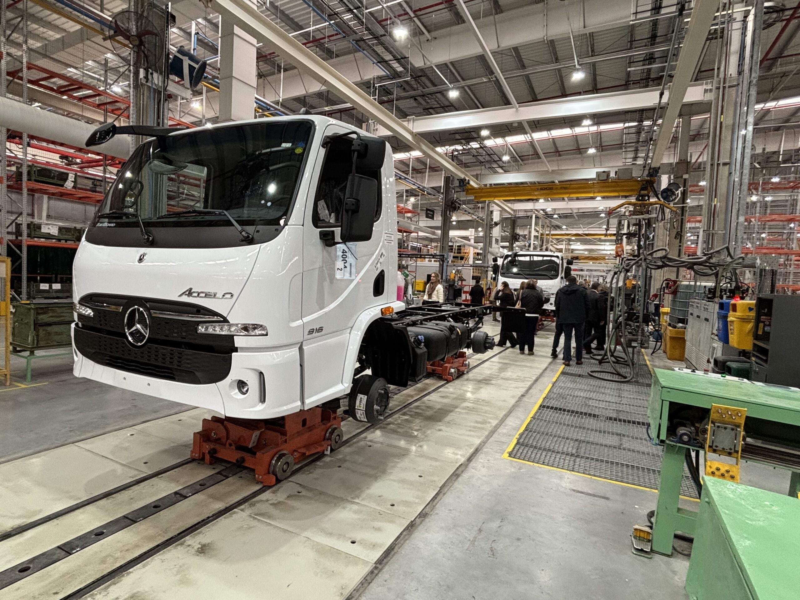 Nova fábrica na Argentina reforça estratégia da Mercedes-Benz na AL