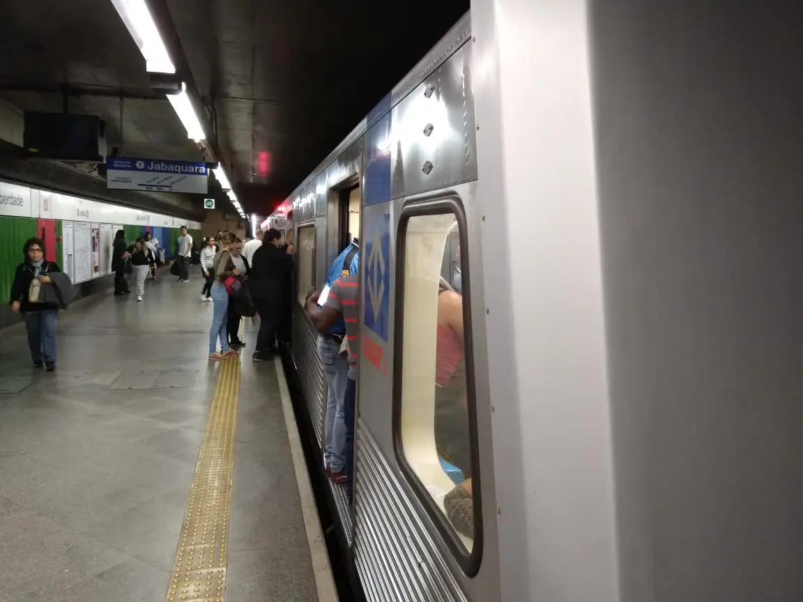 Metrô Japão-Liberdade é melhor caminho para o Tanabata Matsuri