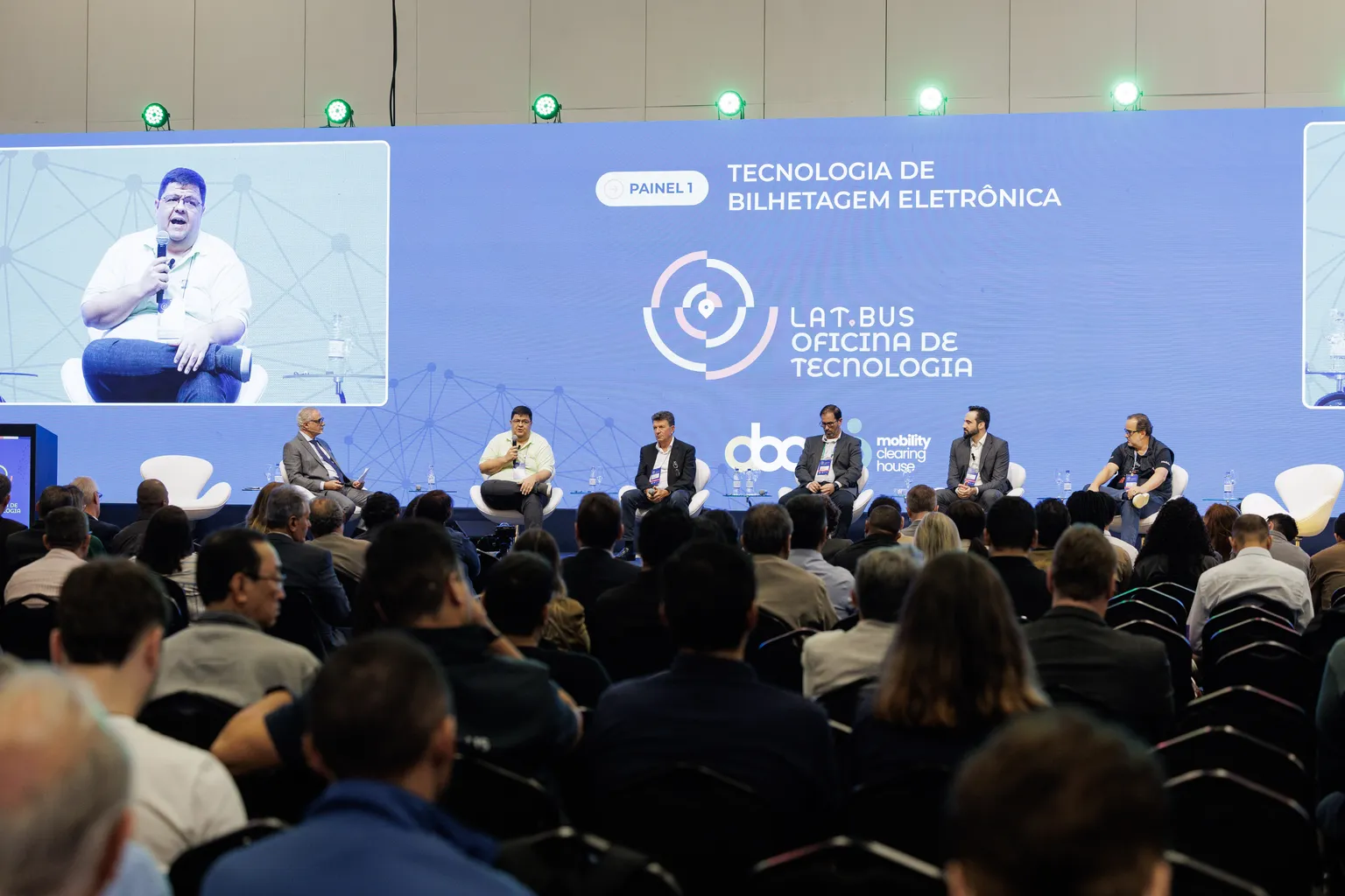 Foco no cliente e uso de Inteligência Artificial (IA) dominaram os debates da Oficina da Tecnologia