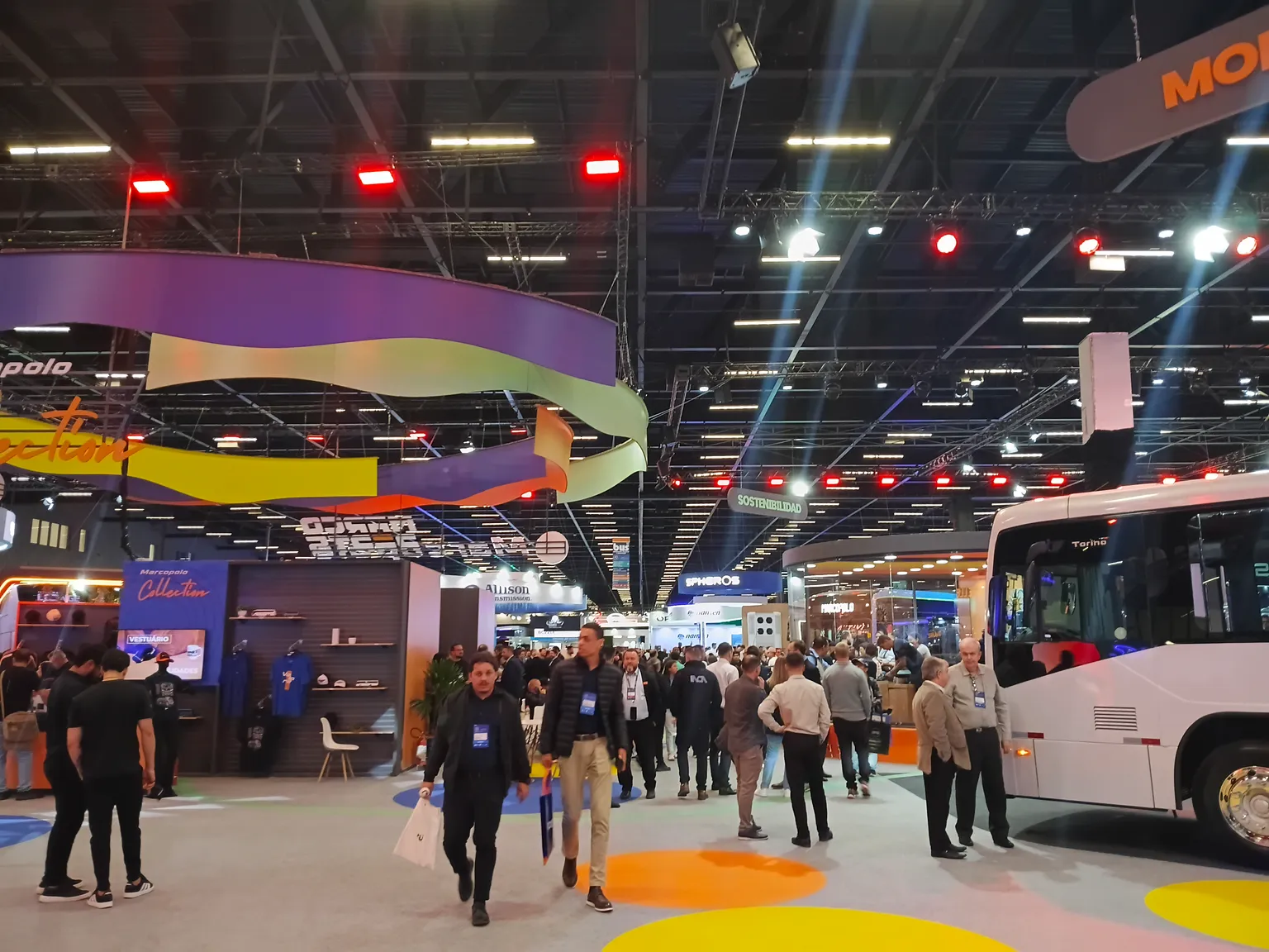 Lat.Bus 2026: indústria amplia portfólio atenta ao ritmo de descarbonização do cliente