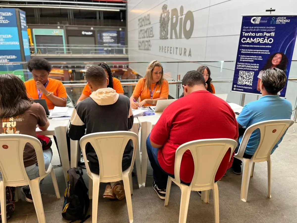 Terminal Gentileza recebe último CIEE em Movimento deste ano
