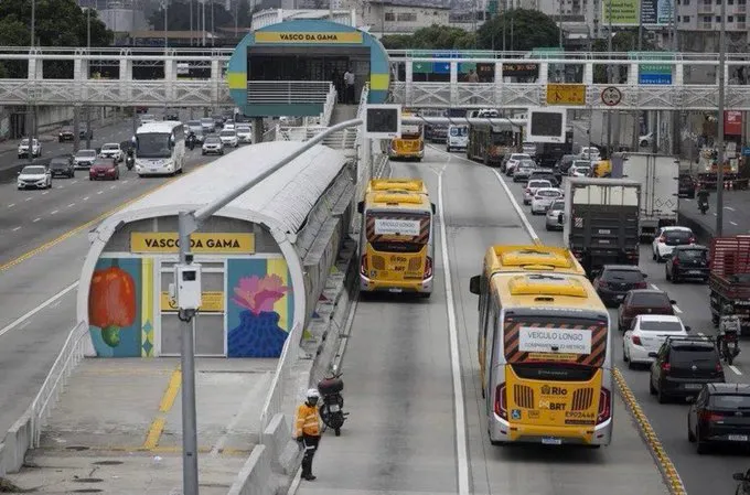 BRT bate recorde com 611 mil embarques em um único dia