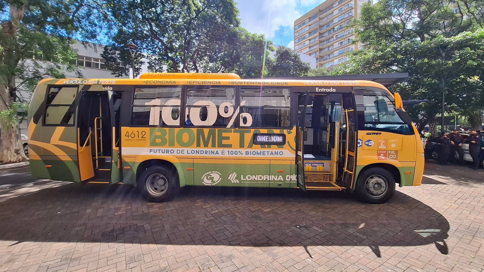 Londrina testa micro-ônibus Volare movido a GNV e biometano no transporte coletivo urbano