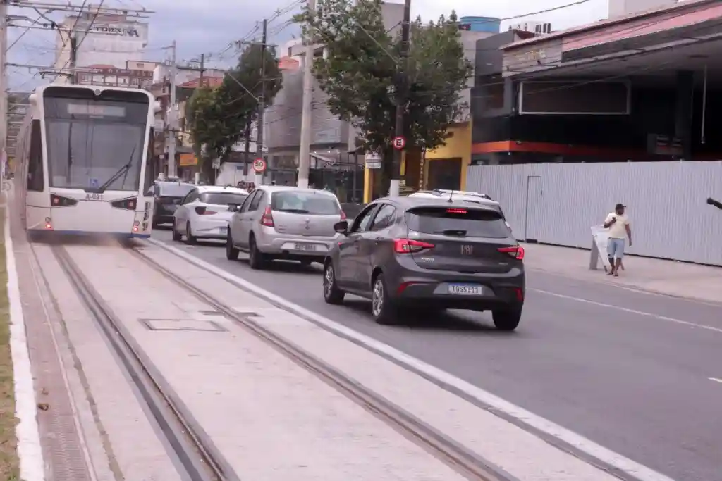 VLT de Santos inaugura 12 novas paradas e amplia mobilidade urbana