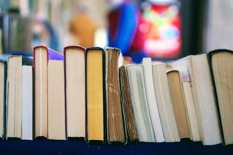 Estação da CPTM recebe distribuição gratuita e troca de livros nesta sexta-feira