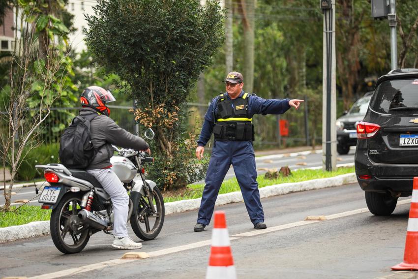 Oportunidade na Capital: EPTC lança Concurso Público com salários de até R$ 9,7 mil