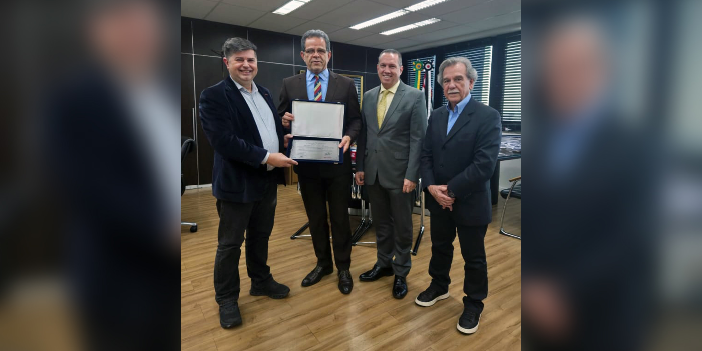 SETCESP e FETCESP homenageiam presidente do TRT-2 durante visita institucional