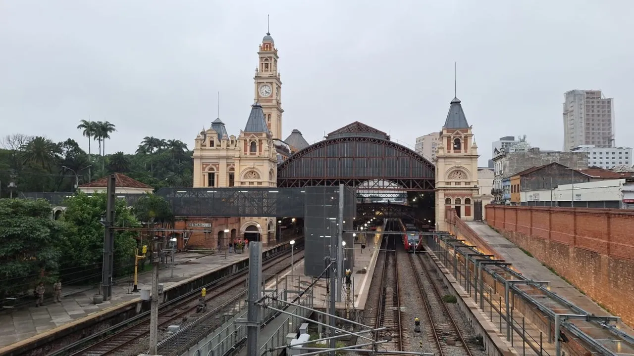 Estação Luz da CPTM recebe atendimento com psicoterapeuras nesta quinta (17)