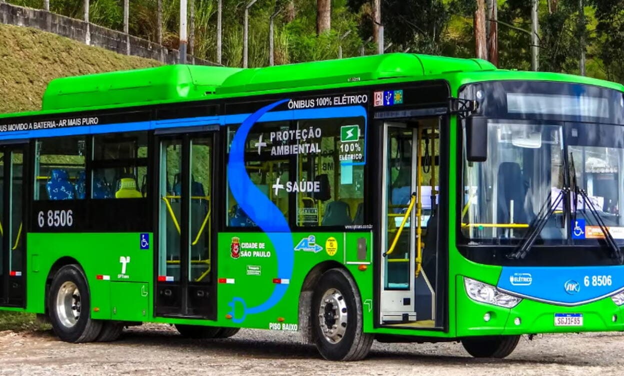 Prefeitura de SP estuda intervenção na A2 Transportes após investigações sobre o PCC