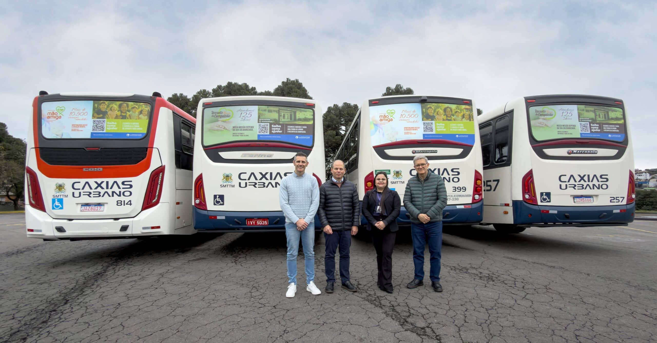 Ônibus ganha papel social em Caxias do Sul com divulgação de projetos da Associação Mão Amiga