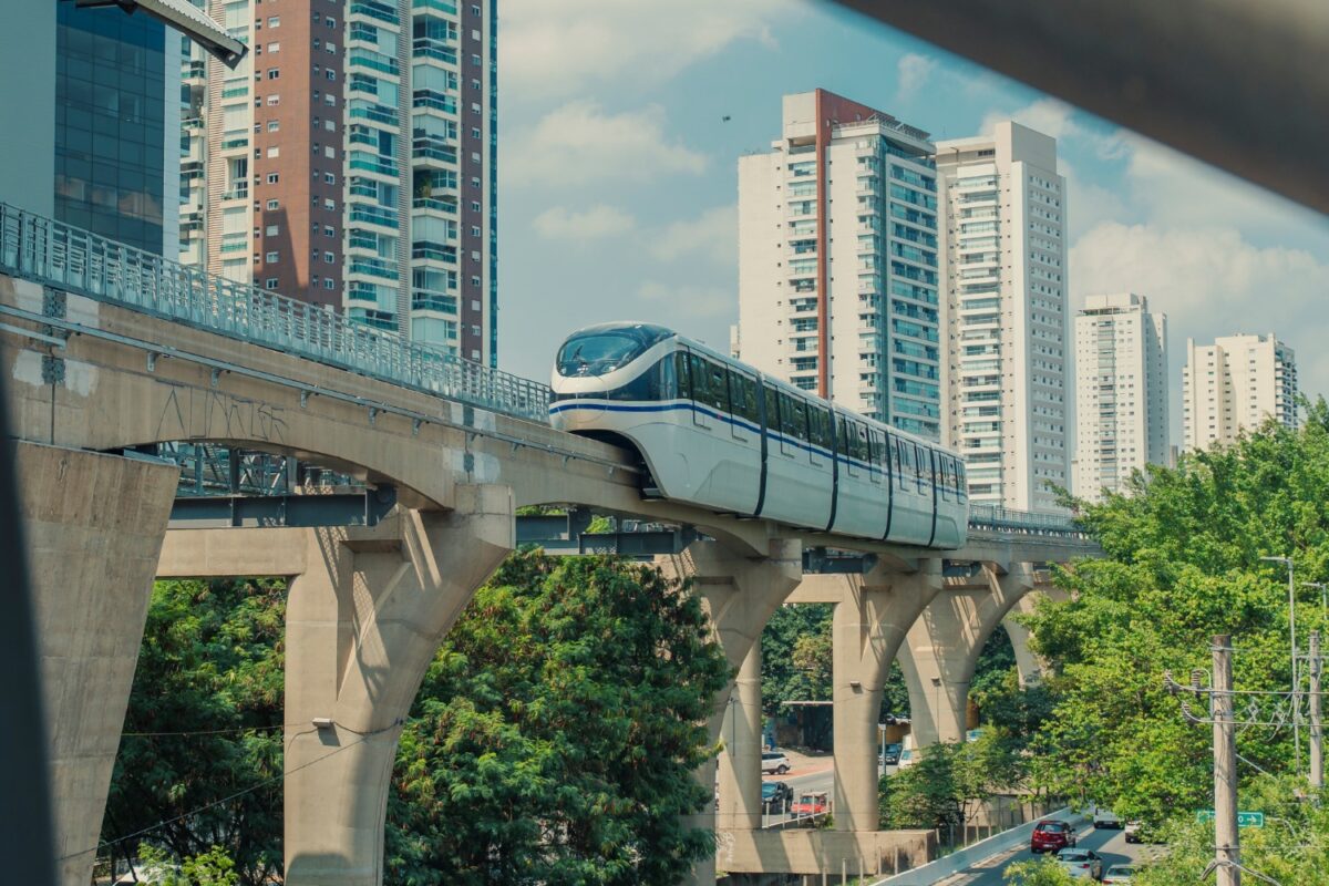 Linha 17 prorroga contrato da BYD até 2027 após receber todos os 14 trens