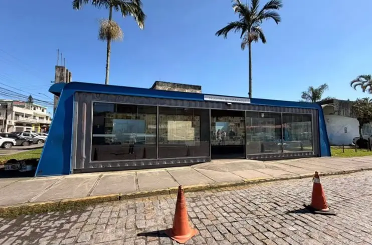 Paranaguá (PR) revitaliza pontos de ônibus e instala monitoramento eletrônico