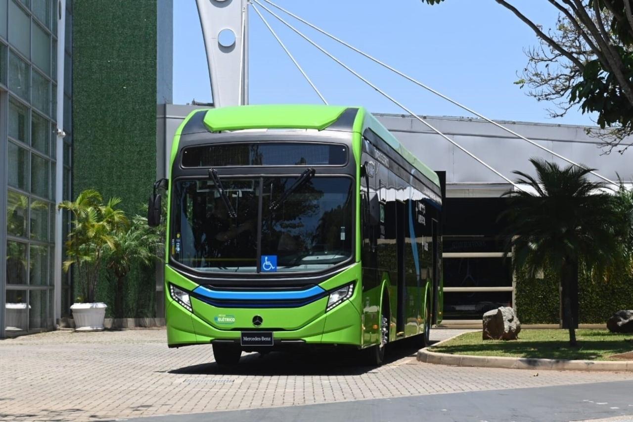 Brasil responde pela maior fatia das vendas globais de ônibus da Mercedes-Benz