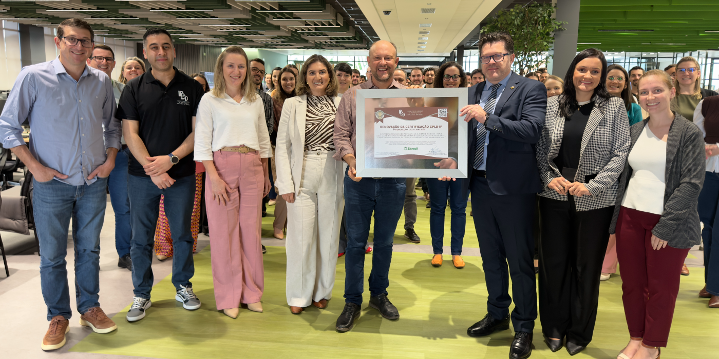 Sicredi Vale do Piquiri Abcd PR/SP renova certificação em prevenção a lavagem de dinheiro