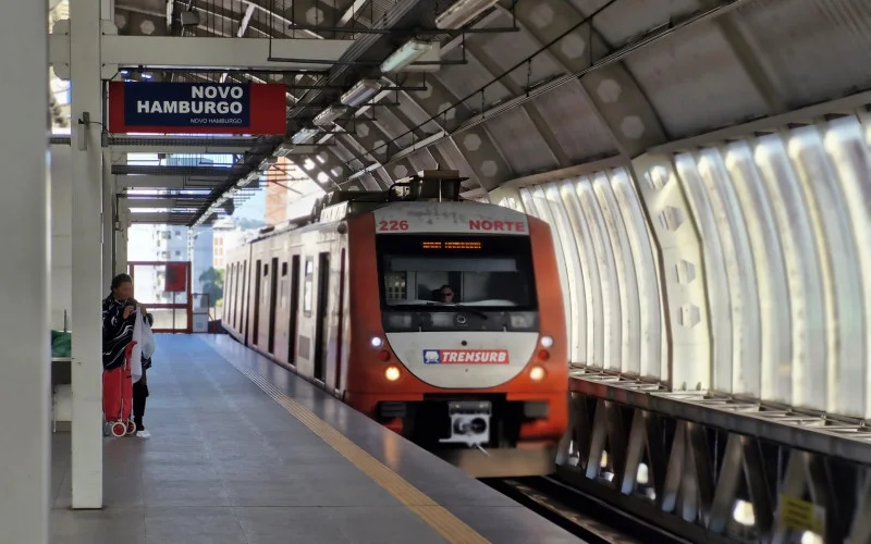 Trensurb abre licitação para reformar 18 estações entre Aeroporto e Novo Hamburgo, no Rio Grande do Sul