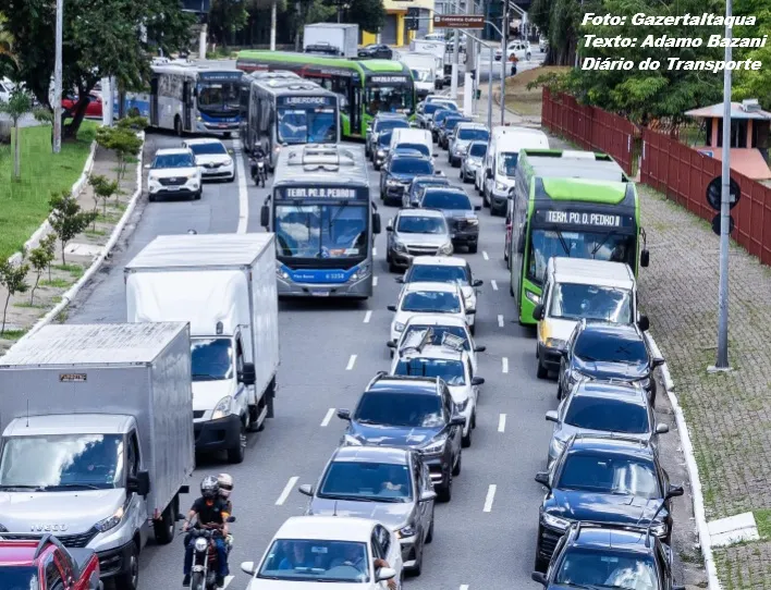 SPTrans volta a suspender contrato de estudos de três corredores de ônibus em São Paulo em meio a atrasos nas obras e velocidade dos coletivos de apenas 12 km/h no pico