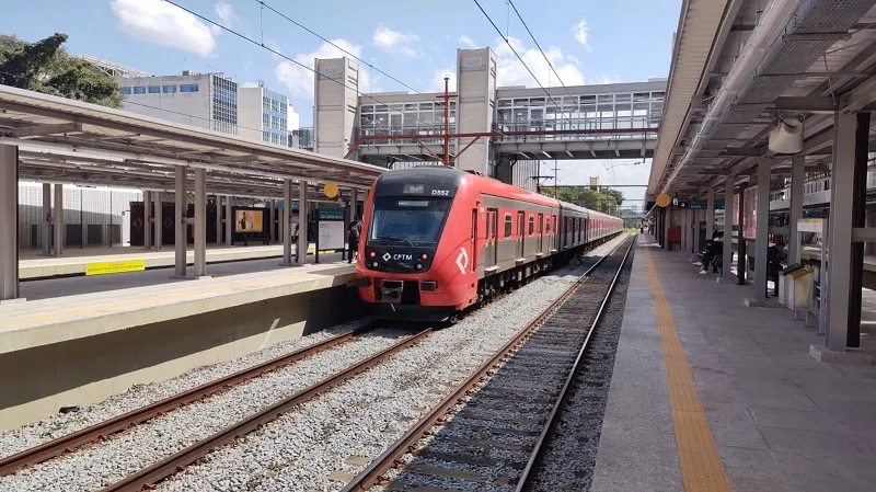 Polícia Militar de São Paulo altera comissão responsável por acompanhar convênio de policiamento nas estações da CPTM e do Metrô