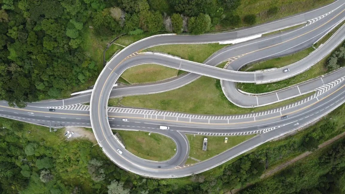 DER homologa 15 equipamentos de fiscalização de velocidade em rodovias estaduais de São Paulo; veja os trechos e sentidos