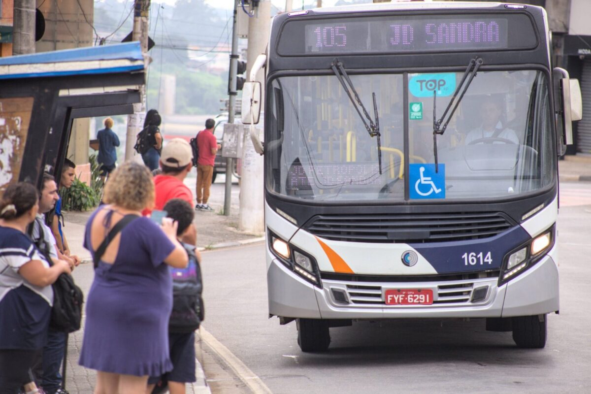 Cotia planeja conceder do transporte público no município