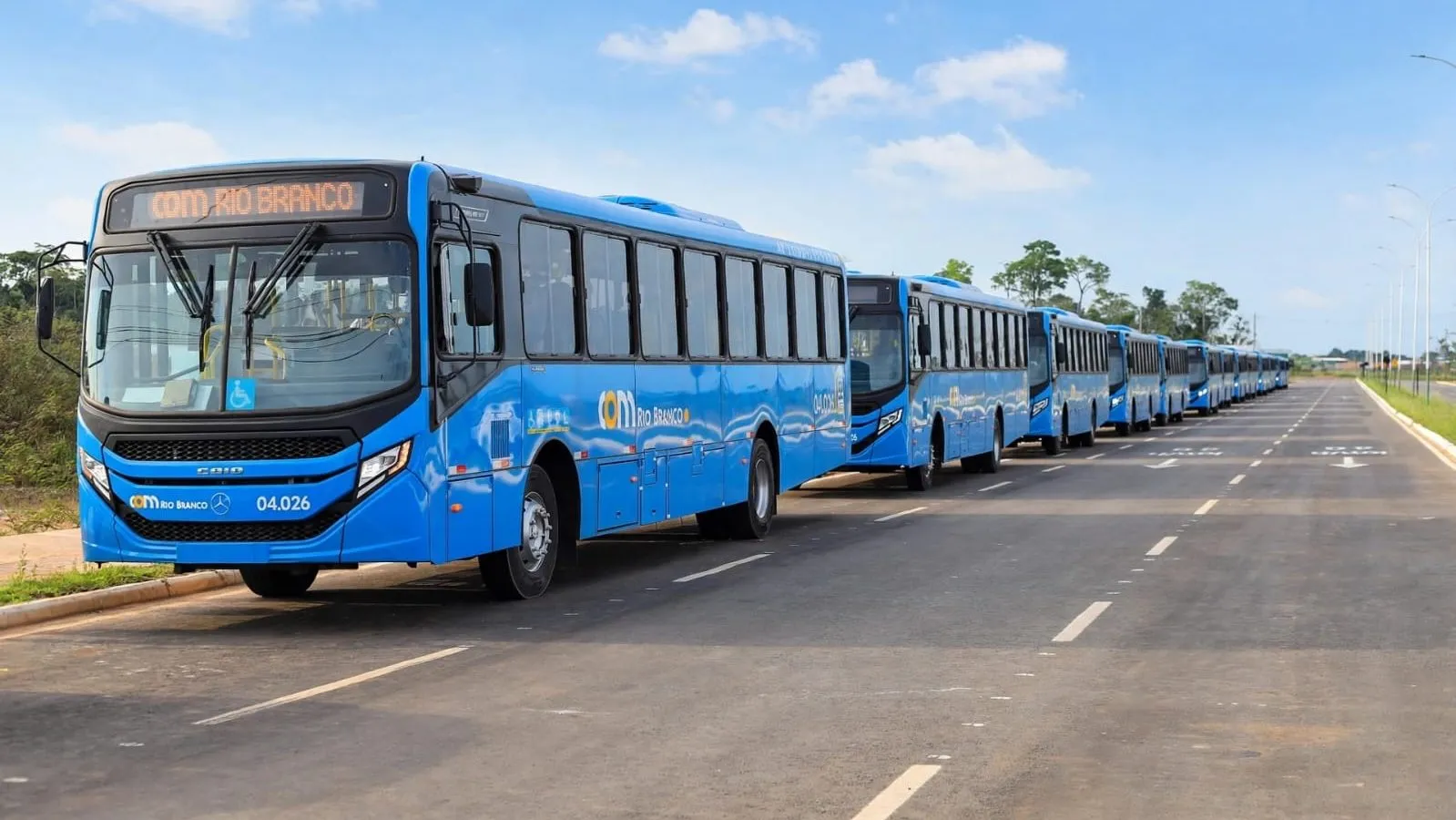 Rio Branco recebe 60 ônibus 0km e terá tarifa zero por 10 dias