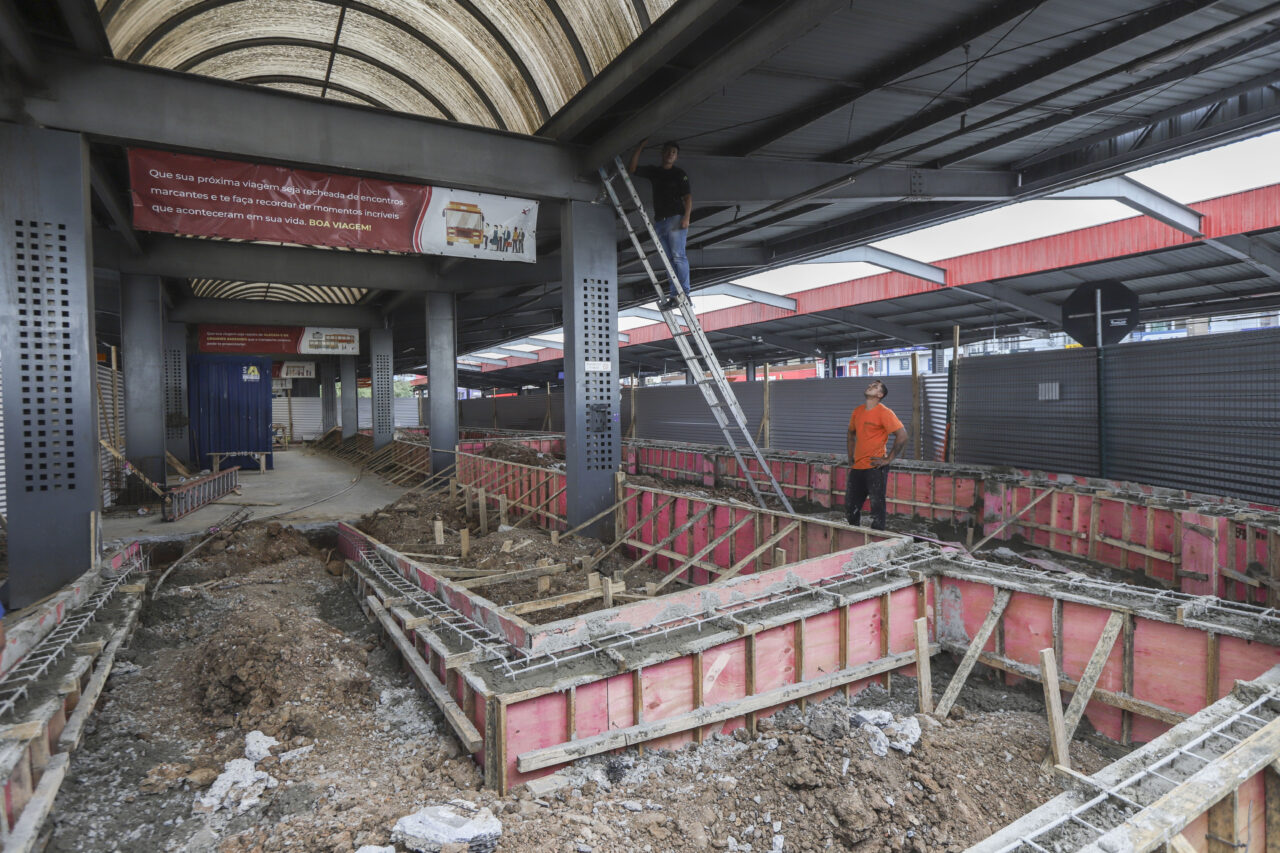 Terminal Maracanã avança em obras para ampliar trajeto de linha de Grande Curitiba