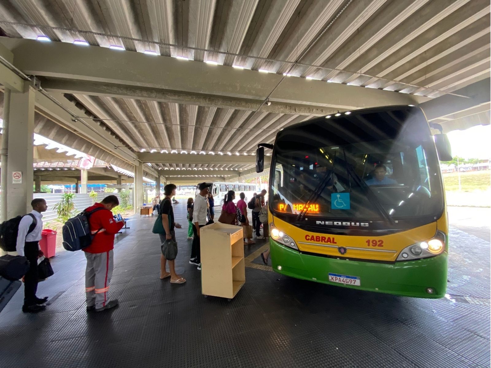 Eleições 2026: veja onde e quando retirar passagem gratuita para votar no RN