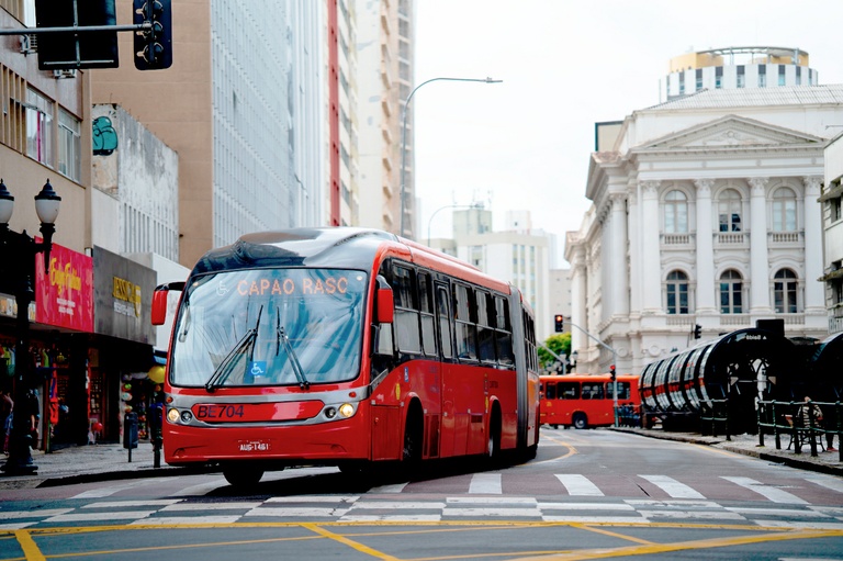 Transporte coletivo alia segurança e sustentabilidade