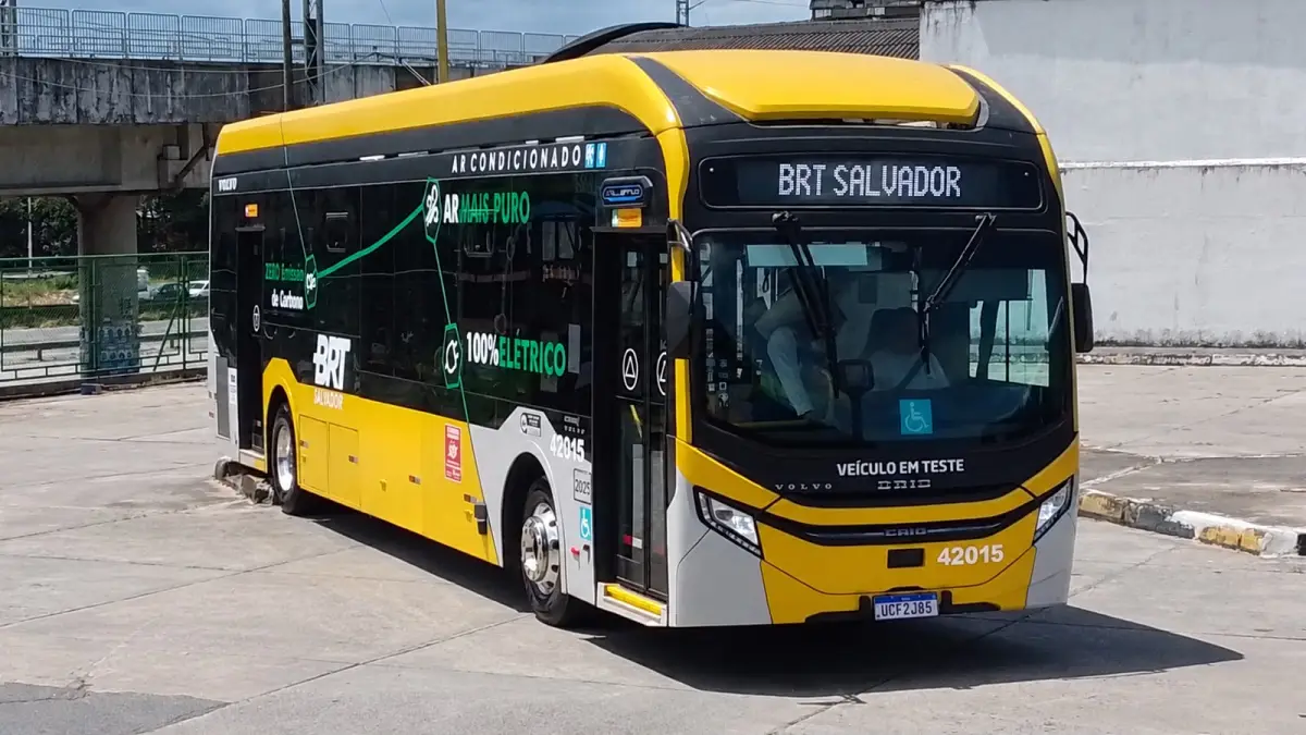Prefeitura de Salvador (BA) inicia testes com ônibus elétrico da Volvo e anuncia compra de 10 novos articulados elétricos para o BRT