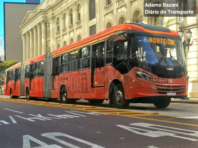 Curitiba (PR) conta com gratuidade nos ônibus do transporte coletivo para o primeiro turno das eleições neste domingo (04)
