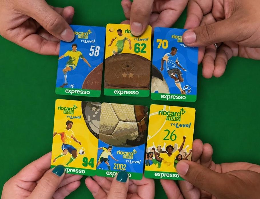 Torcida pelo hexa tem validadores do transporte público temáticos e cartões que celebram as conquistas