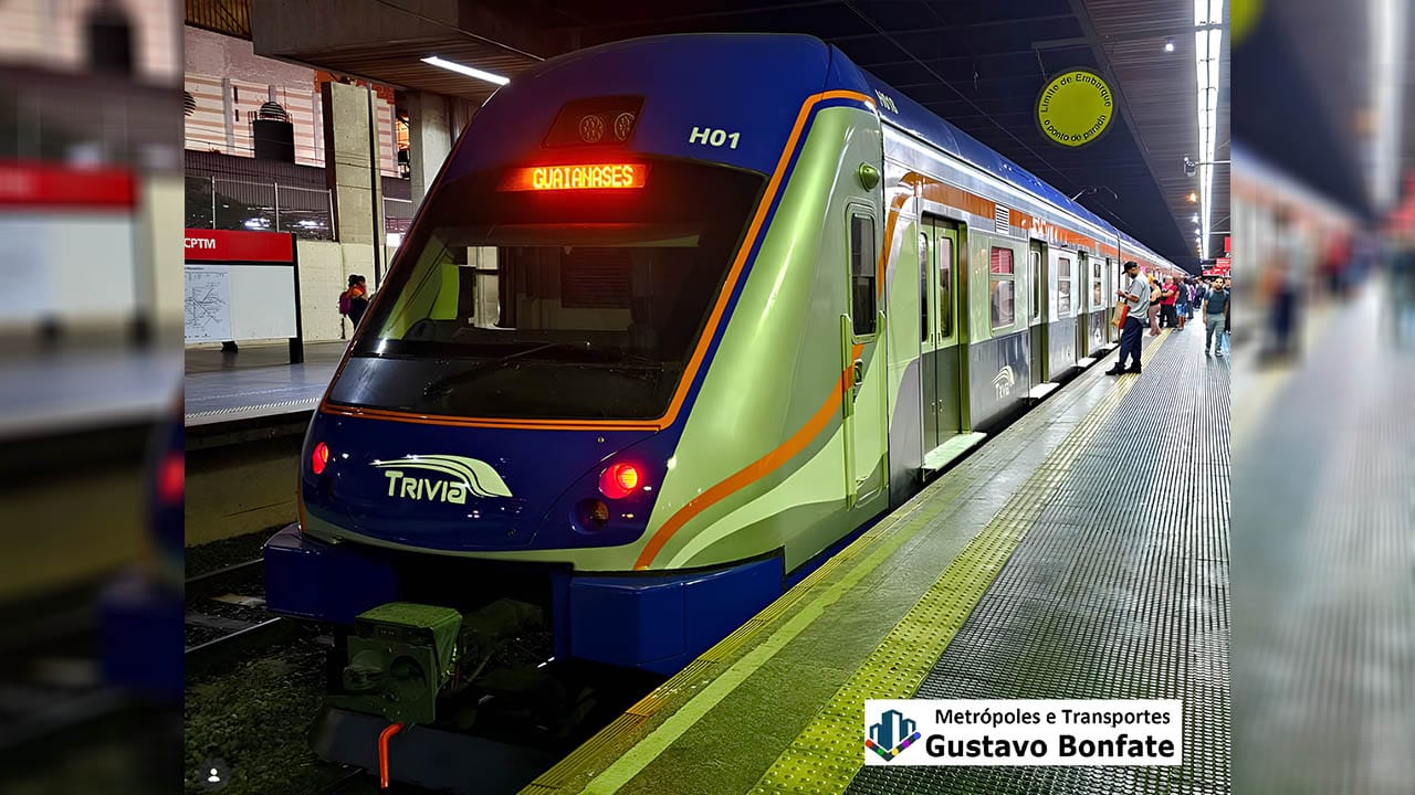 Linha 11-Coral recebe primeiro trem estilizado da Trivia Trens